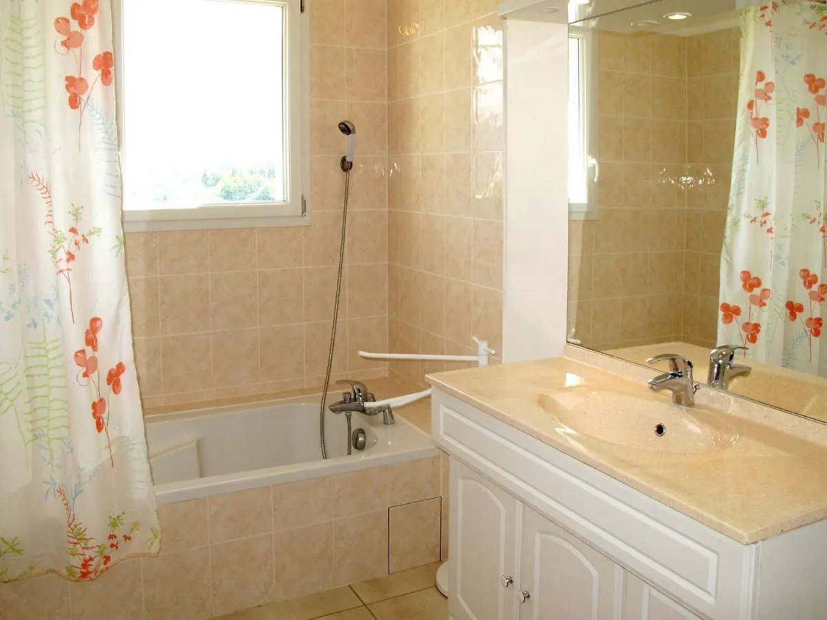 Holiday Home Les Lilas Blancs By Interhome Valreas France
