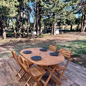 Maisonnette Avec Petite Foret Valréas